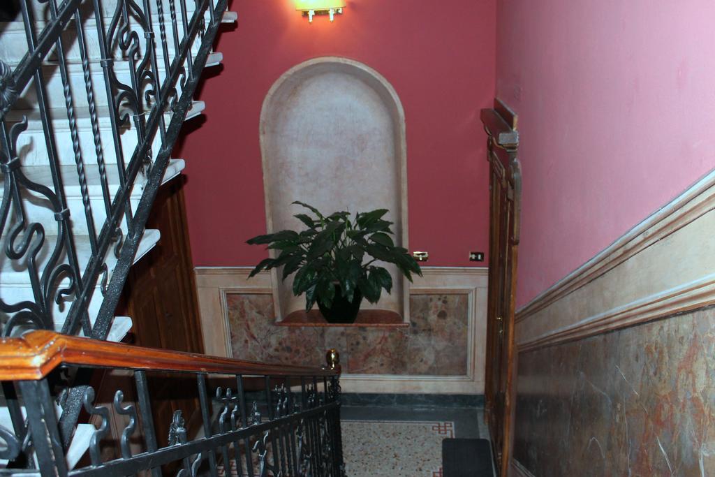 Lepetit Milano Hotel Luaran gambar