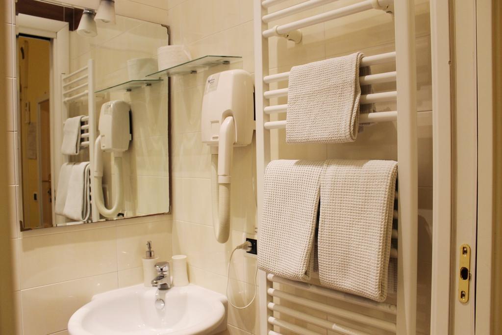Lepetit Milano Hotel Luaran gambar